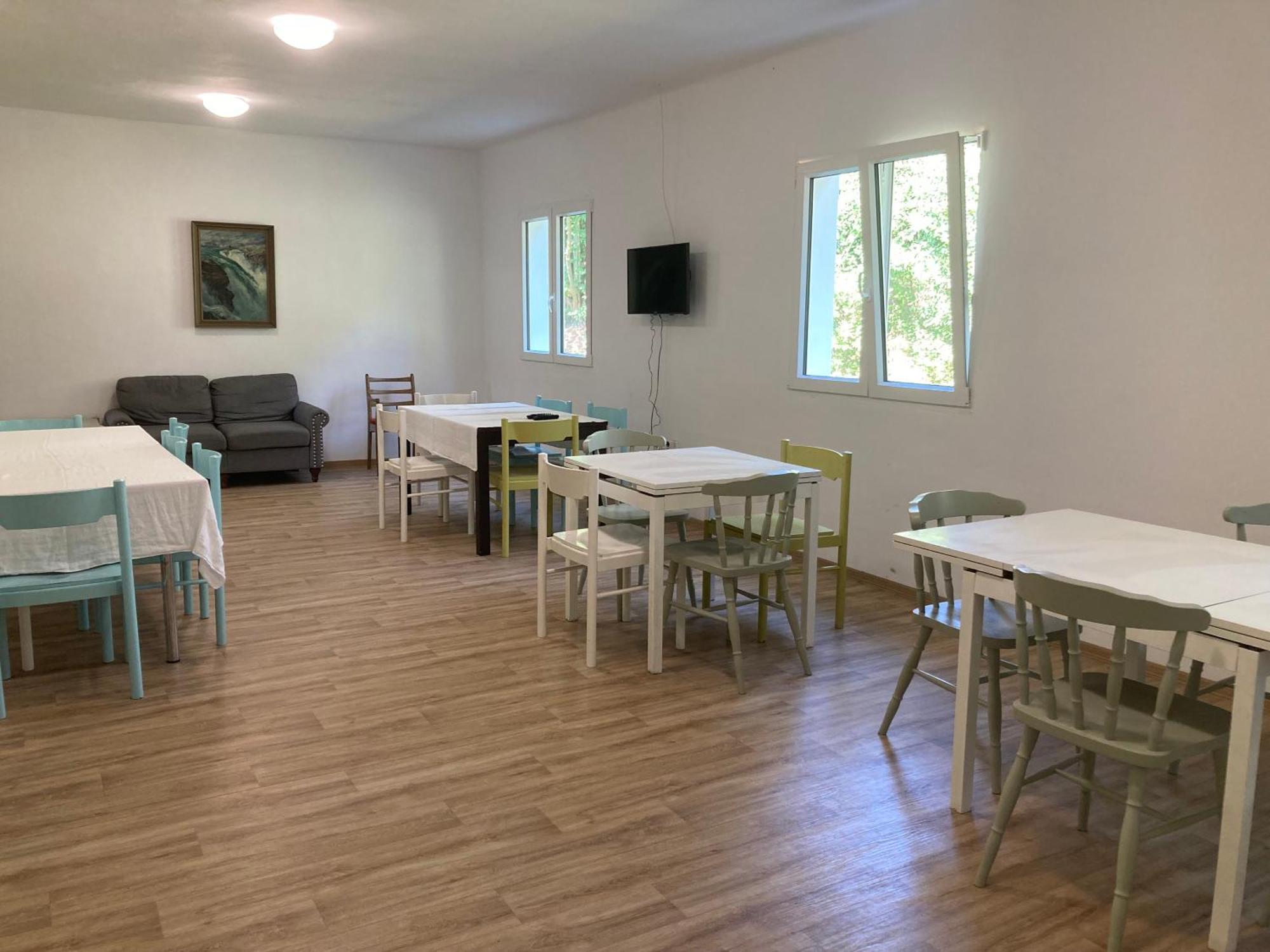 Penzion Cholin Novy Knin Εξωτερικό φωτογραφία